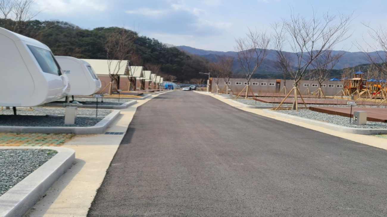 팔랑골 캠핑장 이미지